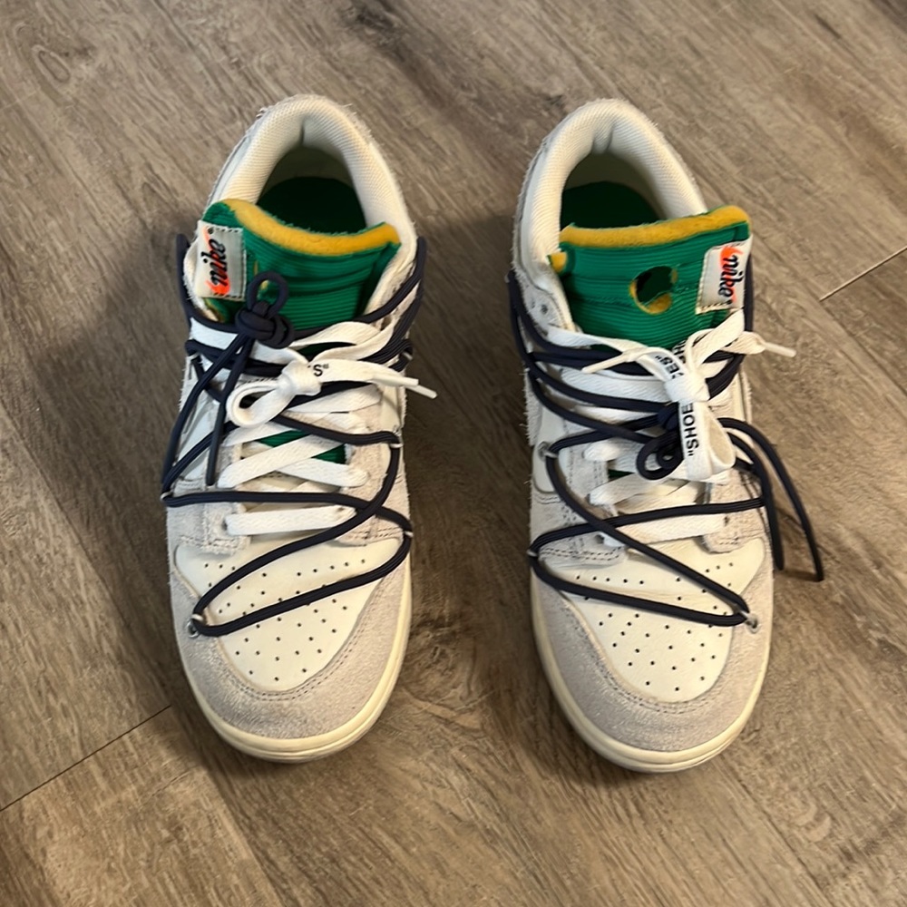 2021 Off-White × Dunk Low 'Lot 20 of
50' used, in great condition